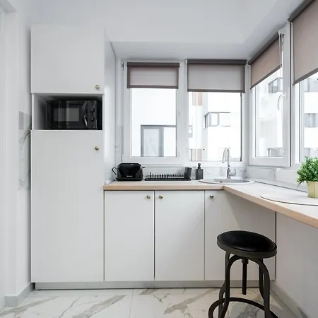 122 Βουκουρέστι