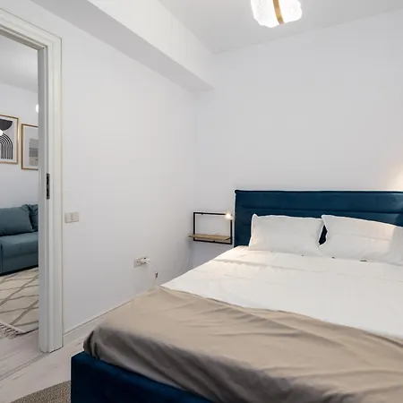 122 * Βουκουρέστι